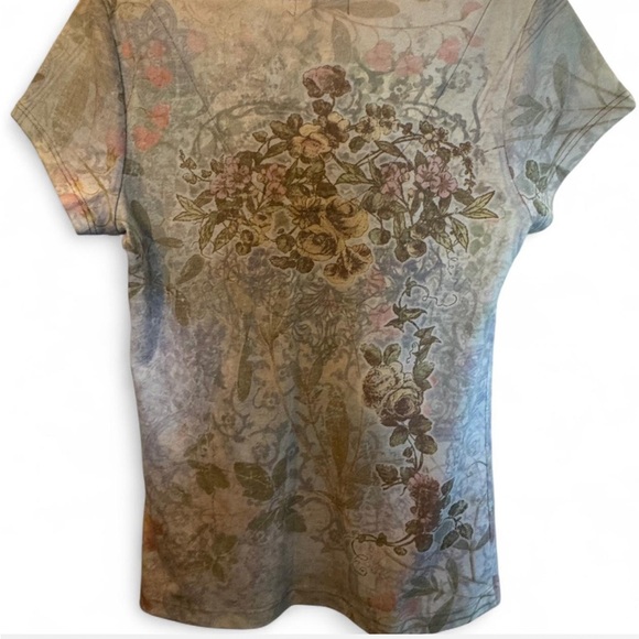 ONE WORLD floral v neck tshirt Y2k inspired size small - Picture 6 of 6